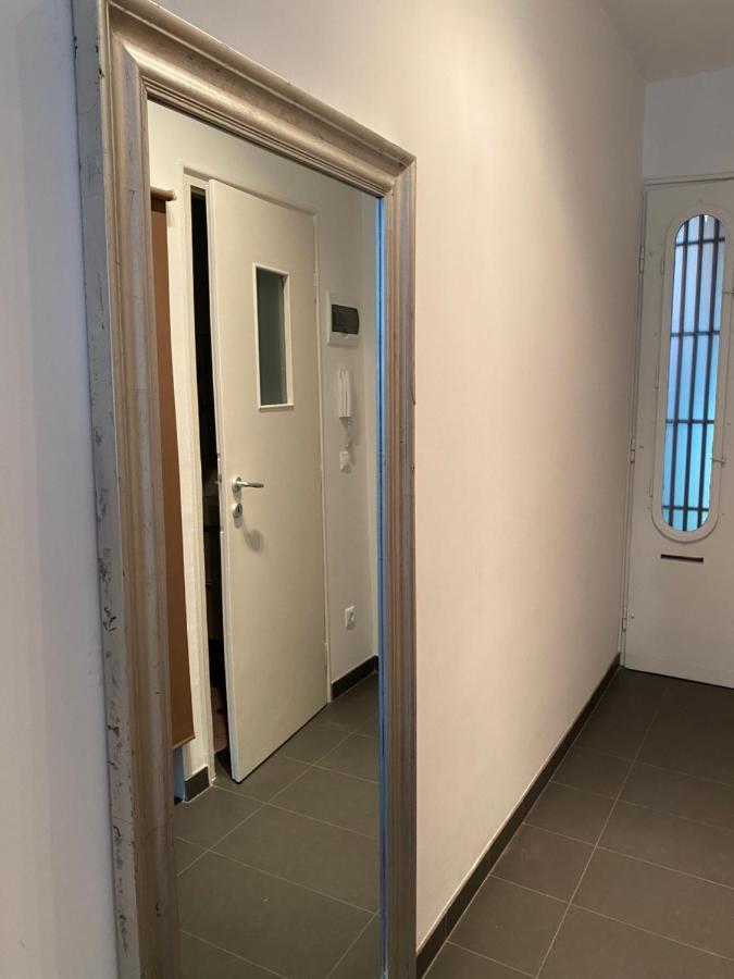 Blue Port Apartment In Ujlipotvaros With Free Parking Budapest Esterno foto